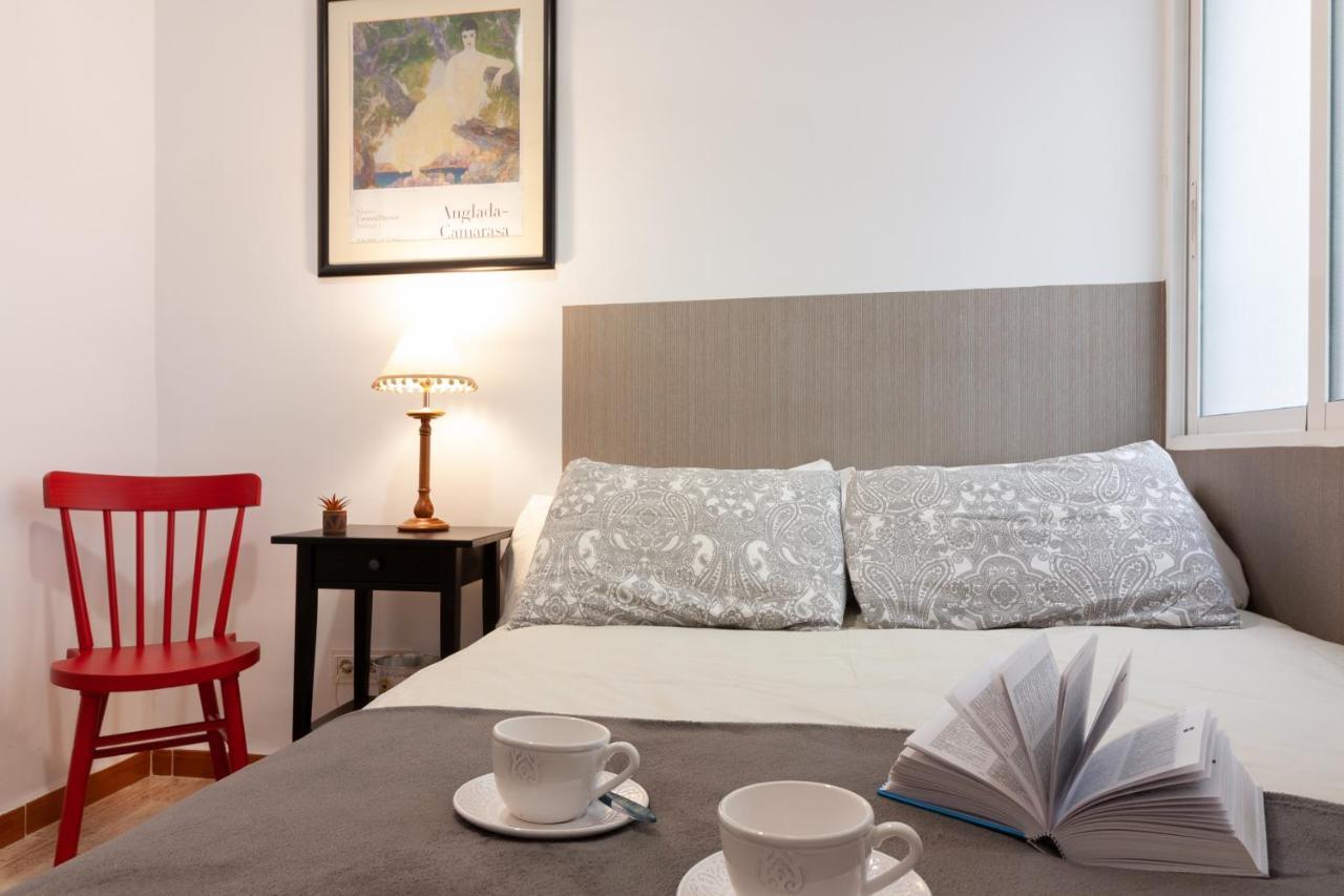 Sea & Wave Soho Family Apartment มาลากา ภายนอก รูปภาพ